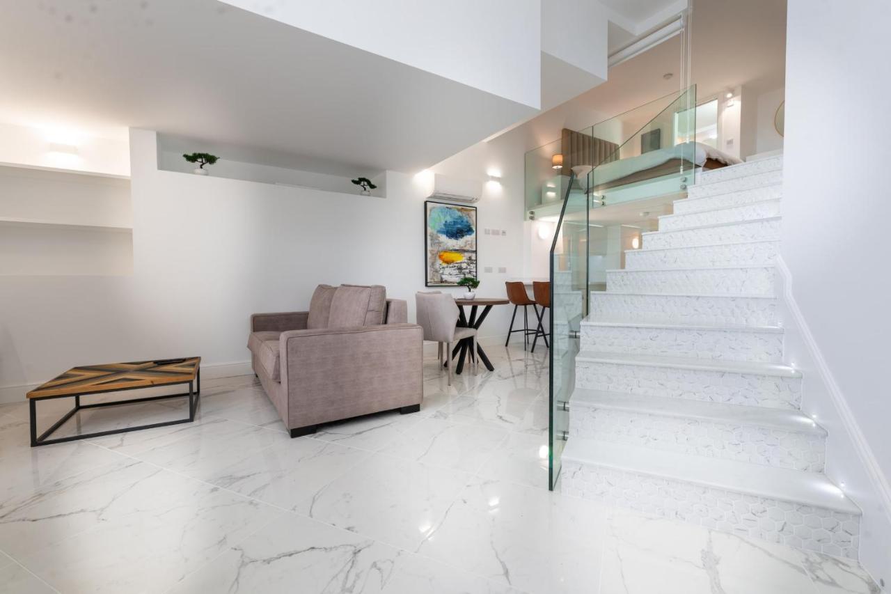 Beachfront Maisonette Gibraltar Eksteriør billede