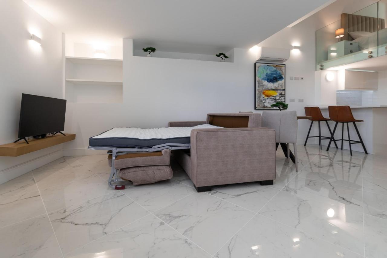 Beachfront Maisonette Gibraltar Eksteriør billede